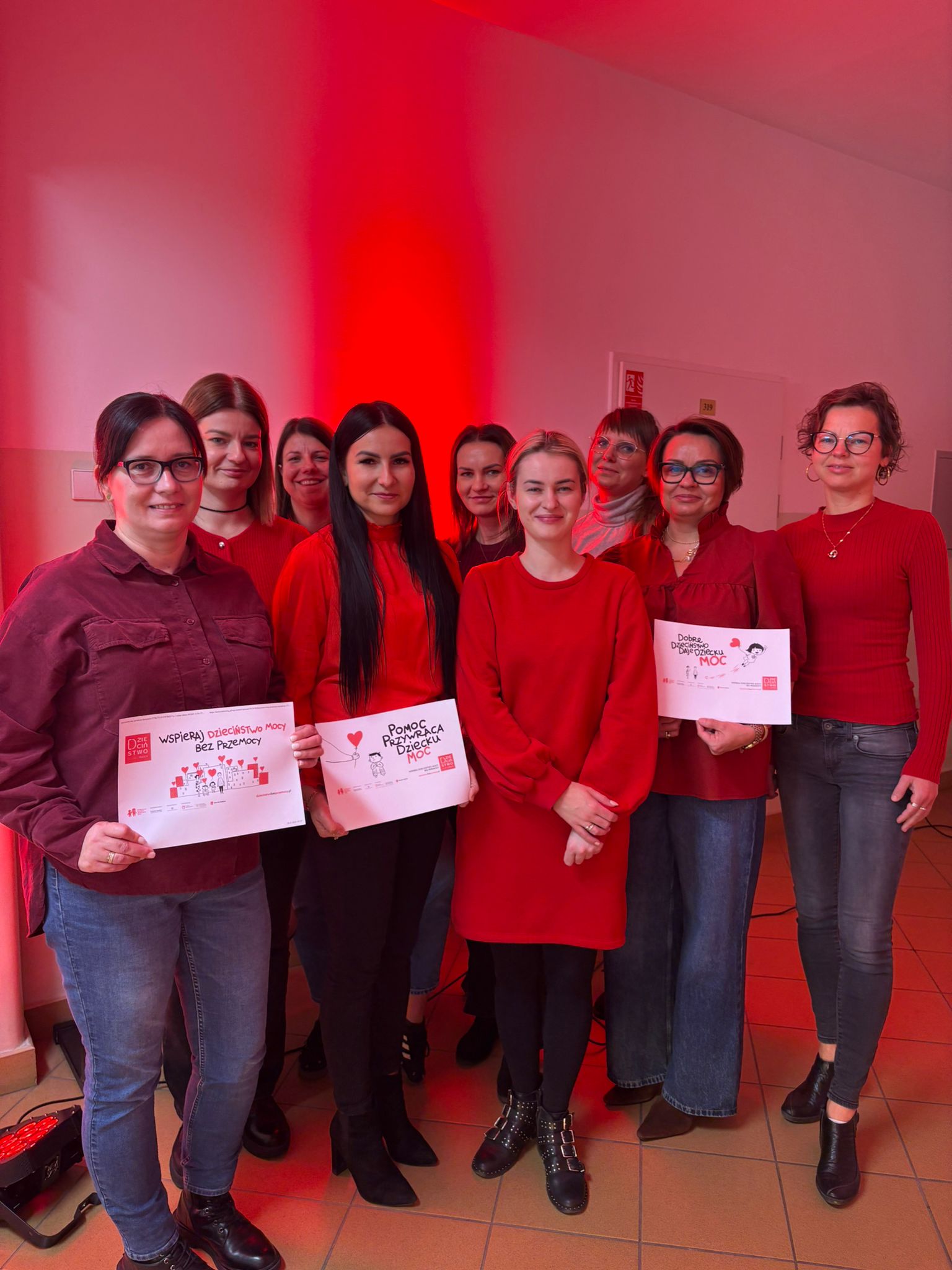 You are currently viewing 19 listopada – Międzynarodowy Dzień Przeciwdziałania Przemocy wobec Dzieci